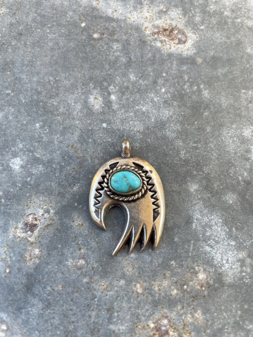 Vintage Badger Paw Old Pawn Turquoise and Sterling Silver Pendant - Picture 3 of 4